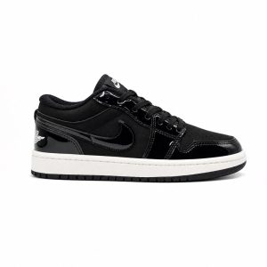 کفش و کتانی زنانه و دخترانه مدل نایک ترویس NIKE TRAVIS رنگ مشکی سفید کد 30980
