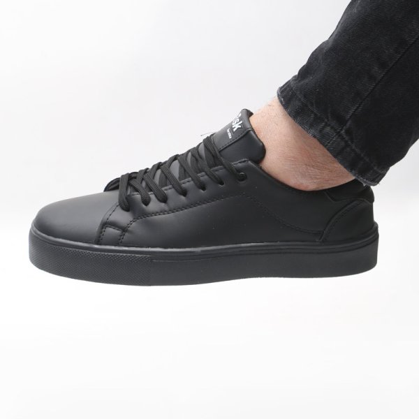 کفش و کتانی روزمره و راحتی مردانه مدل برشکا BERESHKA رنگ مشکی کد 41258